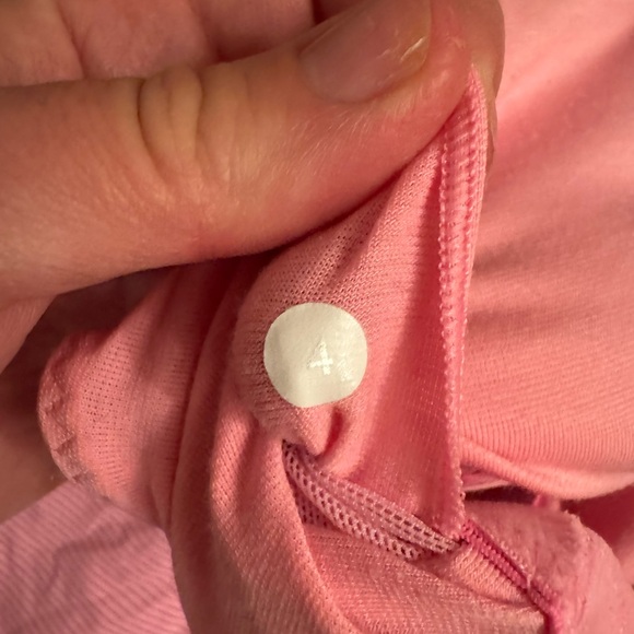 Lulu tank with built in bra - Picture 3 of 3